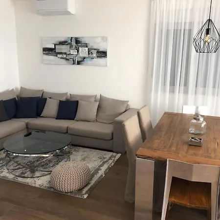 Sunny Escape Apartment Betina (Sibenik-Knin)