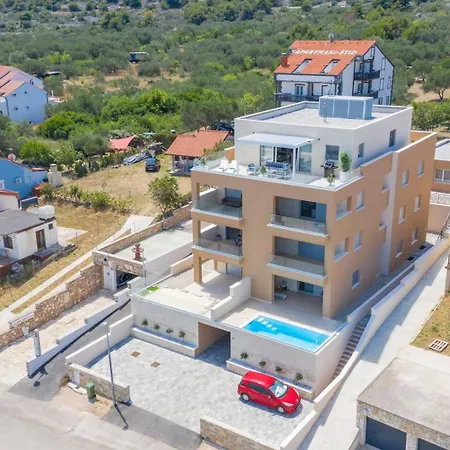 Sunny Escape Apartman