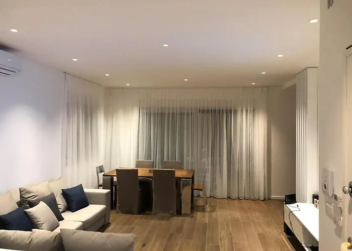 Sunny Escape Apartman *