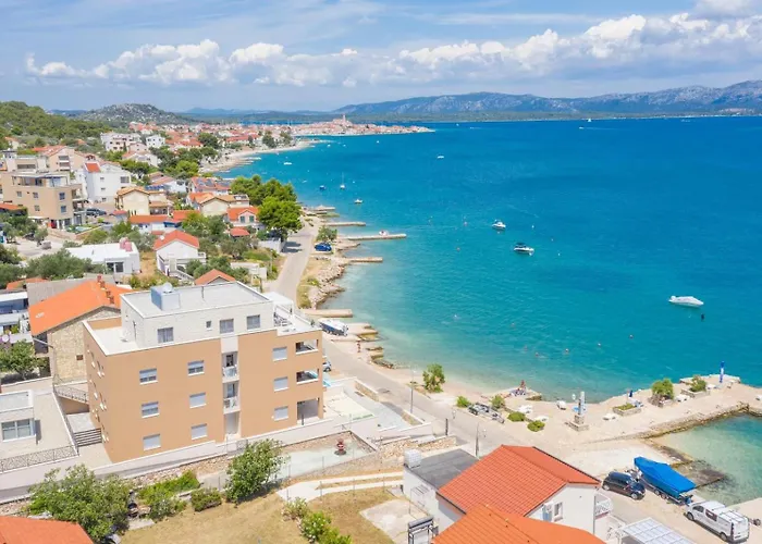 Sunny Escape * Betina (Sibenik-Knin)